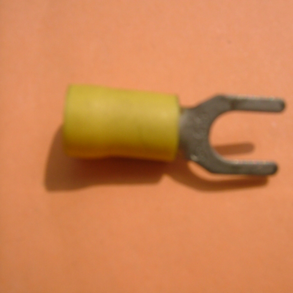 YF5-5-4 Y型絕緣端子5.5-4 1包100pcs