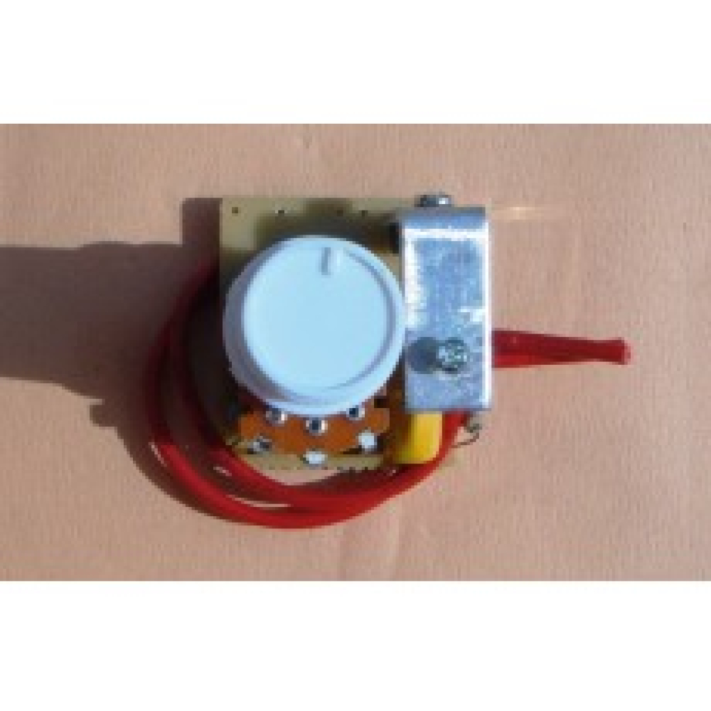 調光器1000W(吊卡)