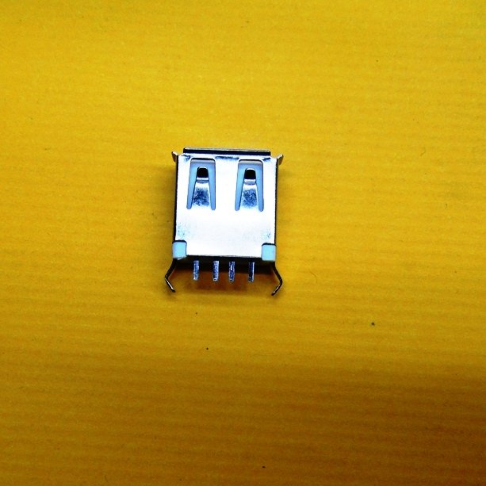 USB介面母座(180度直腳) A型母座 高13.7mm USB-0004-1