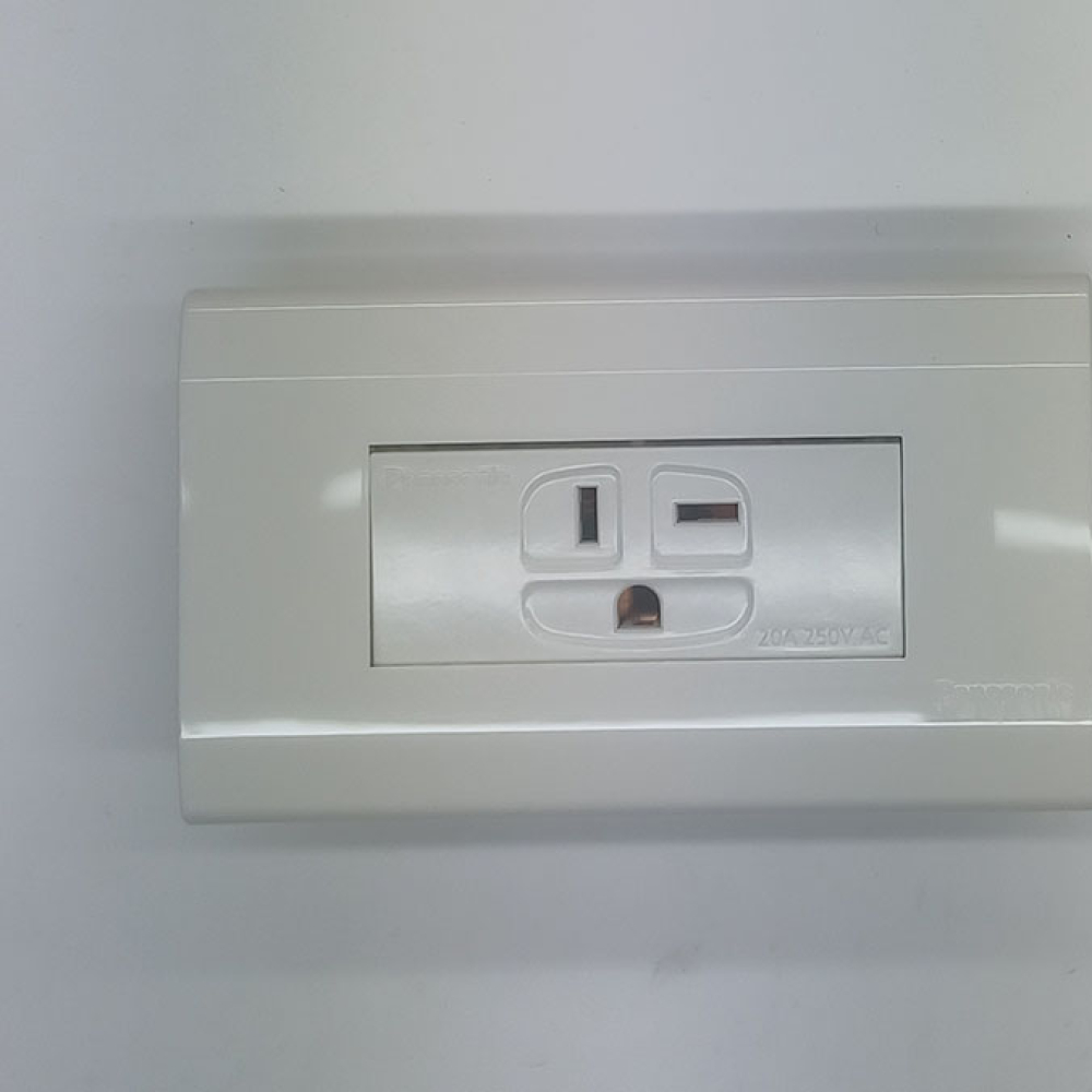 WTDFP3620K國際埋入式大面板2P20A附接地插座